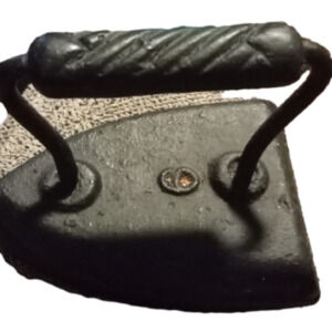 ANTIQUE Sad Iron with Twisted Handle